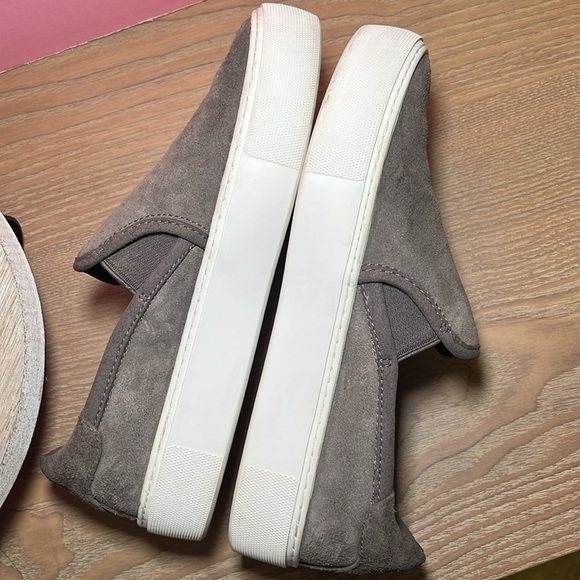 UGG Jass Brown Suede Loafers Slip On Casual Leather Liner Comfy Neutral - Picture 5 of 9